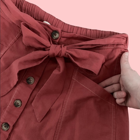 Pink Andrée Midi Button-Up Skirt w/ Bow - Picture 3 of 4